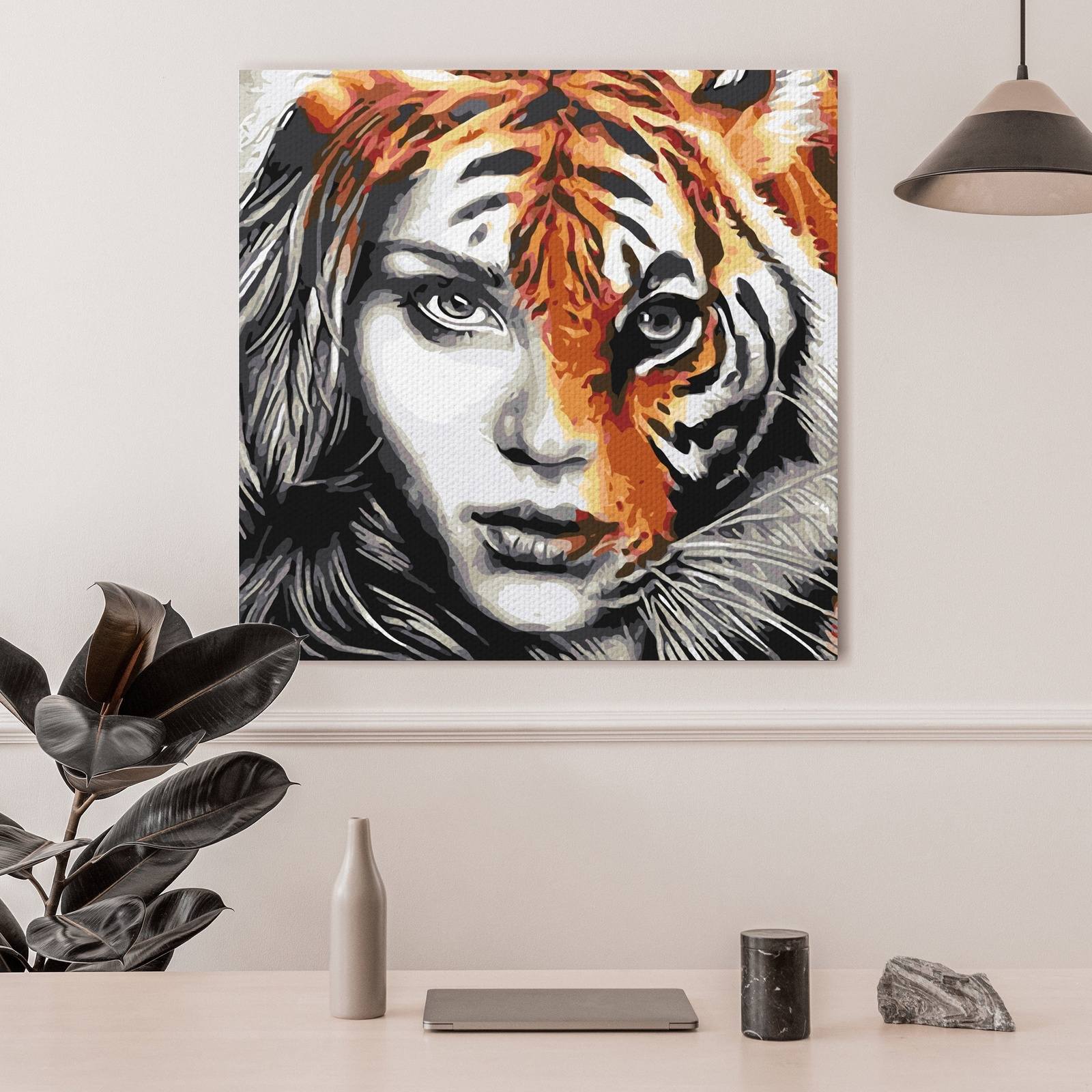 Kvinnlig tiger (CDC0170)